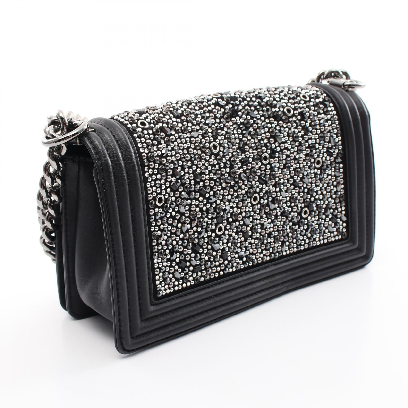 Top Quality Chanel Boy Matelasse Leather Shoulder Bag A67086