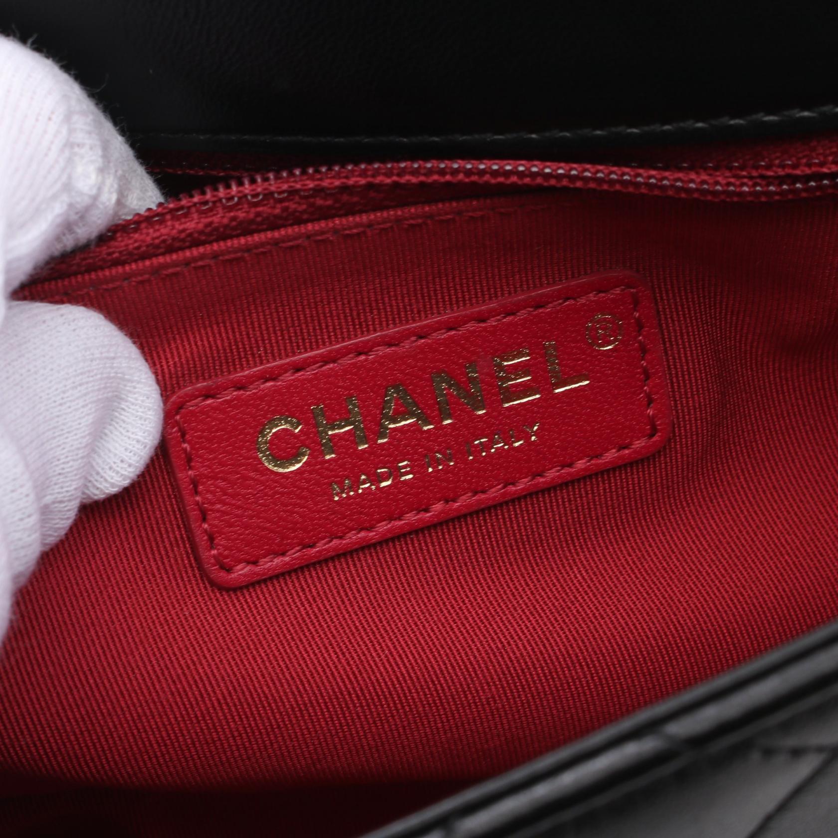Top Quality Chanel Lambskin Matelasse Shoulder Bag