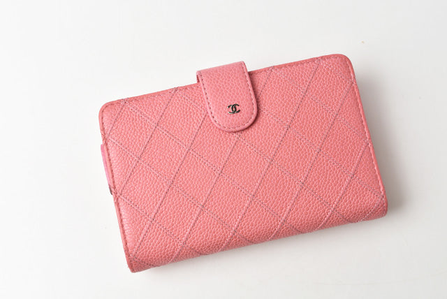 Top Quality Chanel Quilted Leather Bifold Wallet Rose Silver Hardware