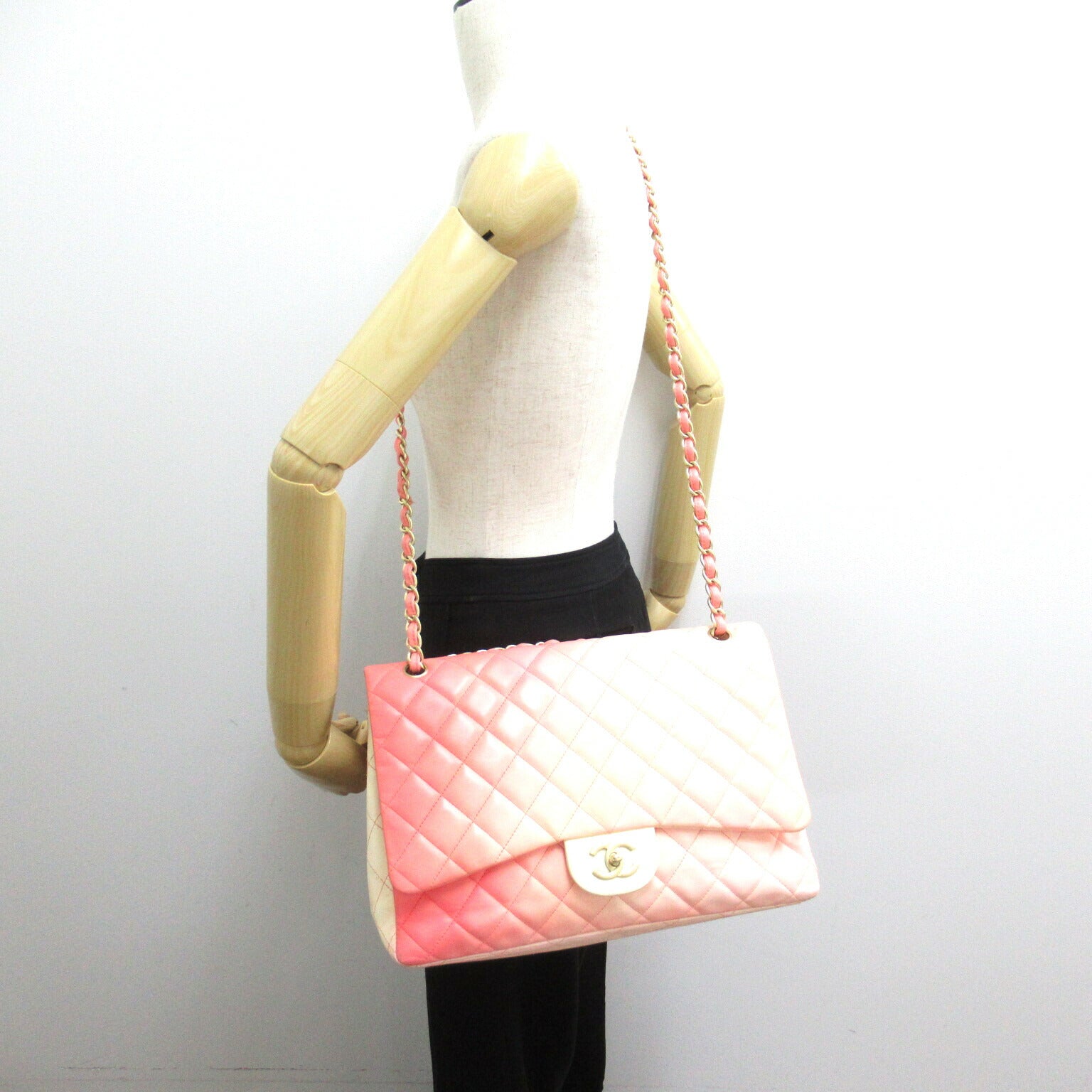 Top Quality Chanel Leather Matelasse Chain Shoulder Bag