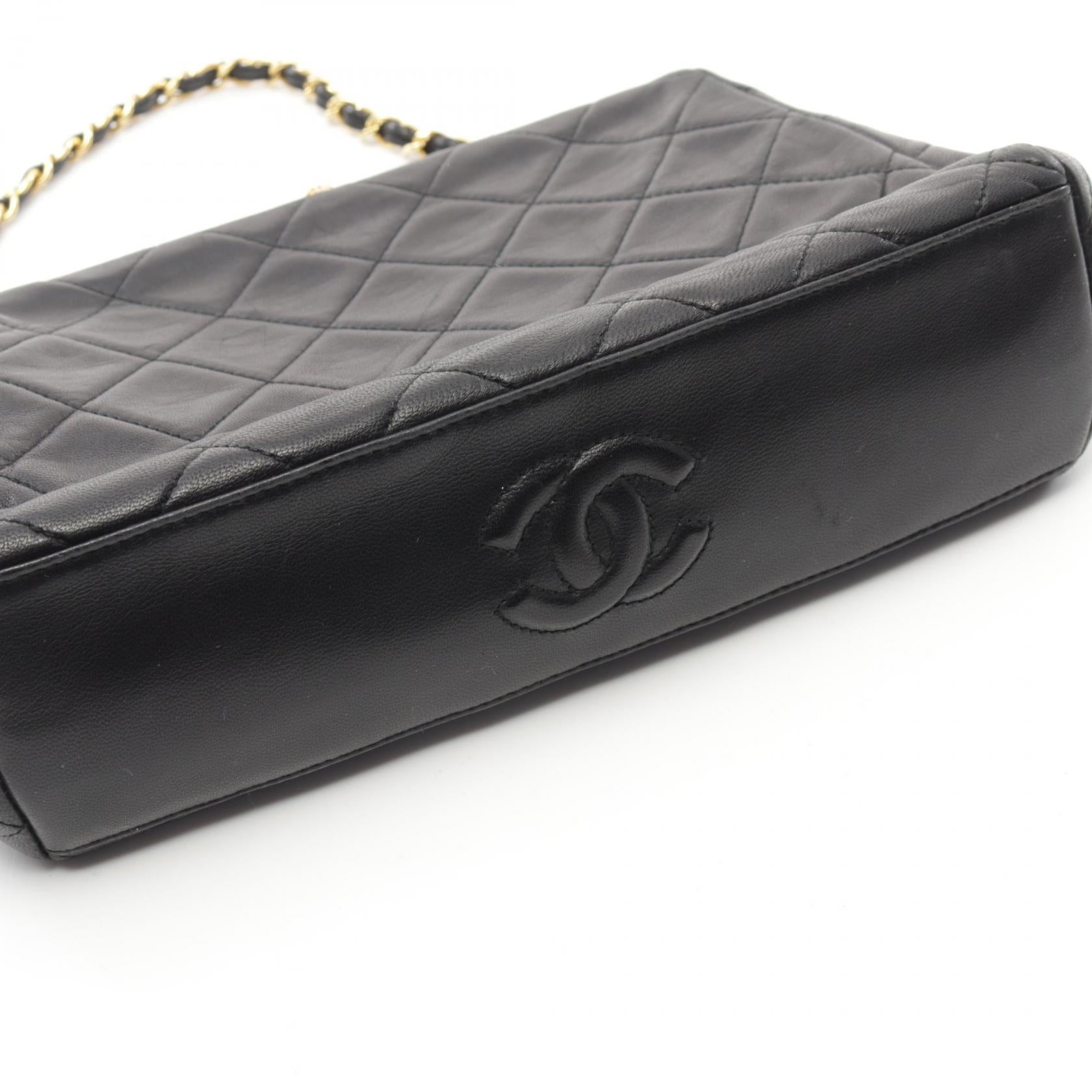 Top Quality Chanel Lambskin Matelasse Handbag Black