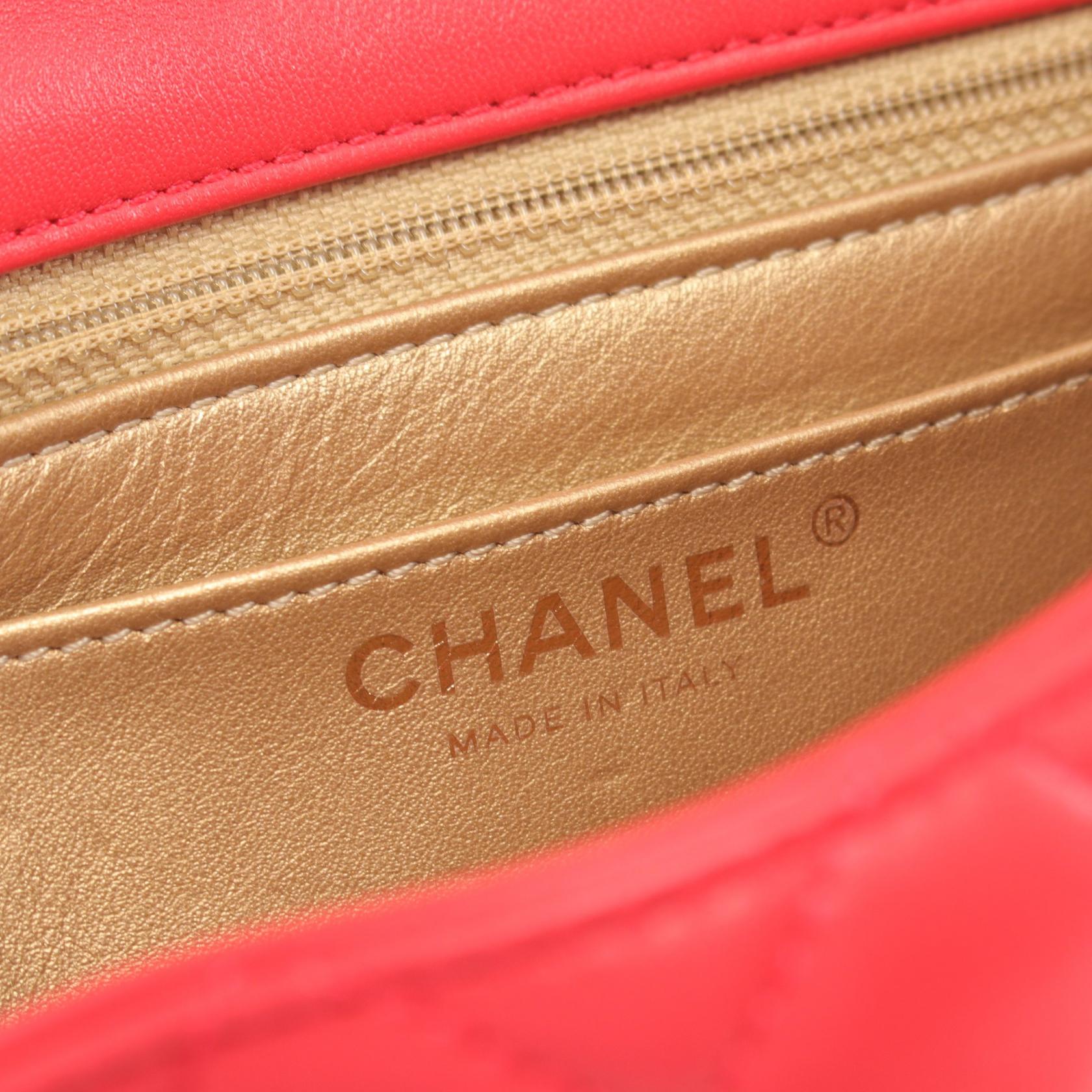 Top Quality Chanel Lambskin Matelasse Mini Flap Bag Red