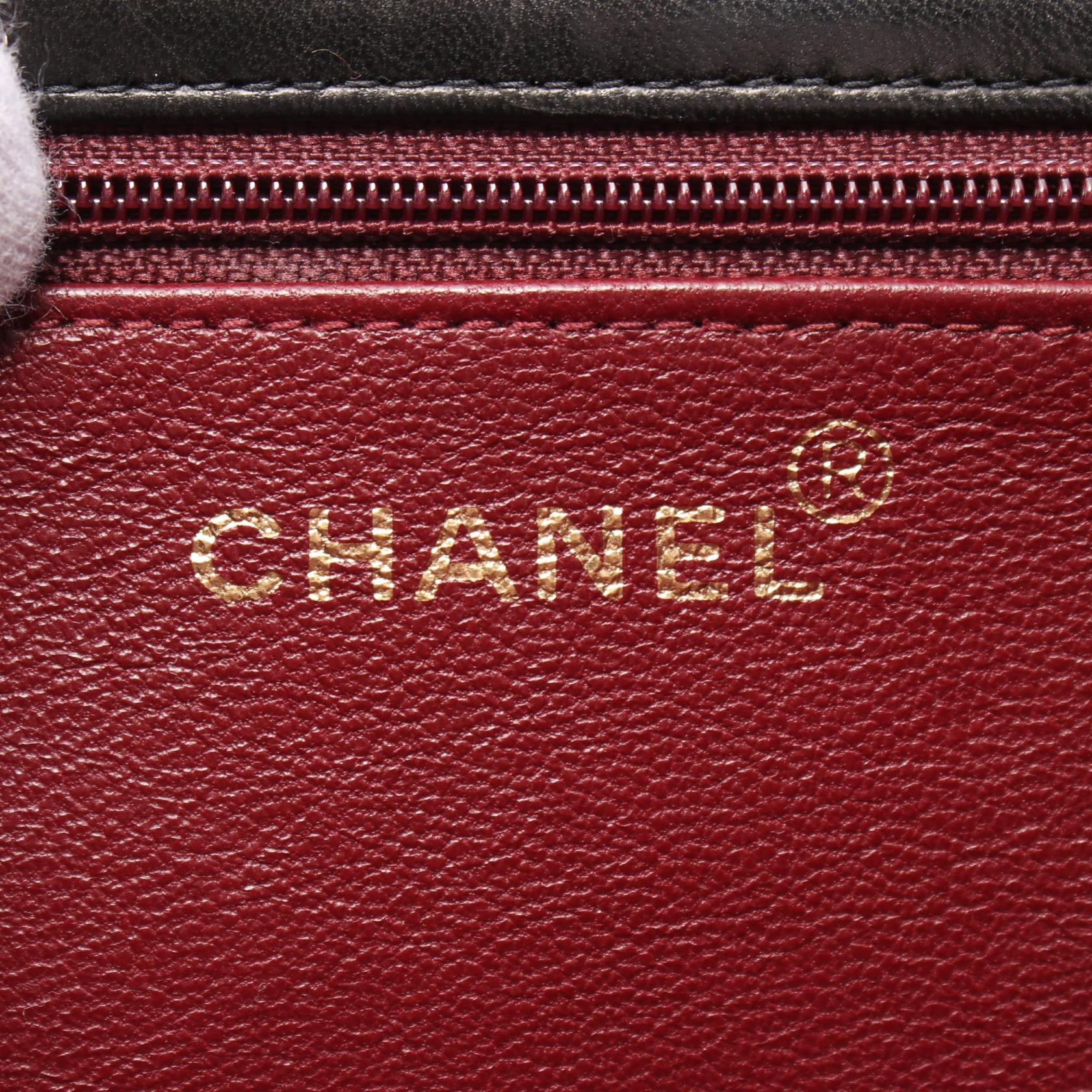 Top Quality Chanel Matelasse Lambskin Shoulder Bag Black