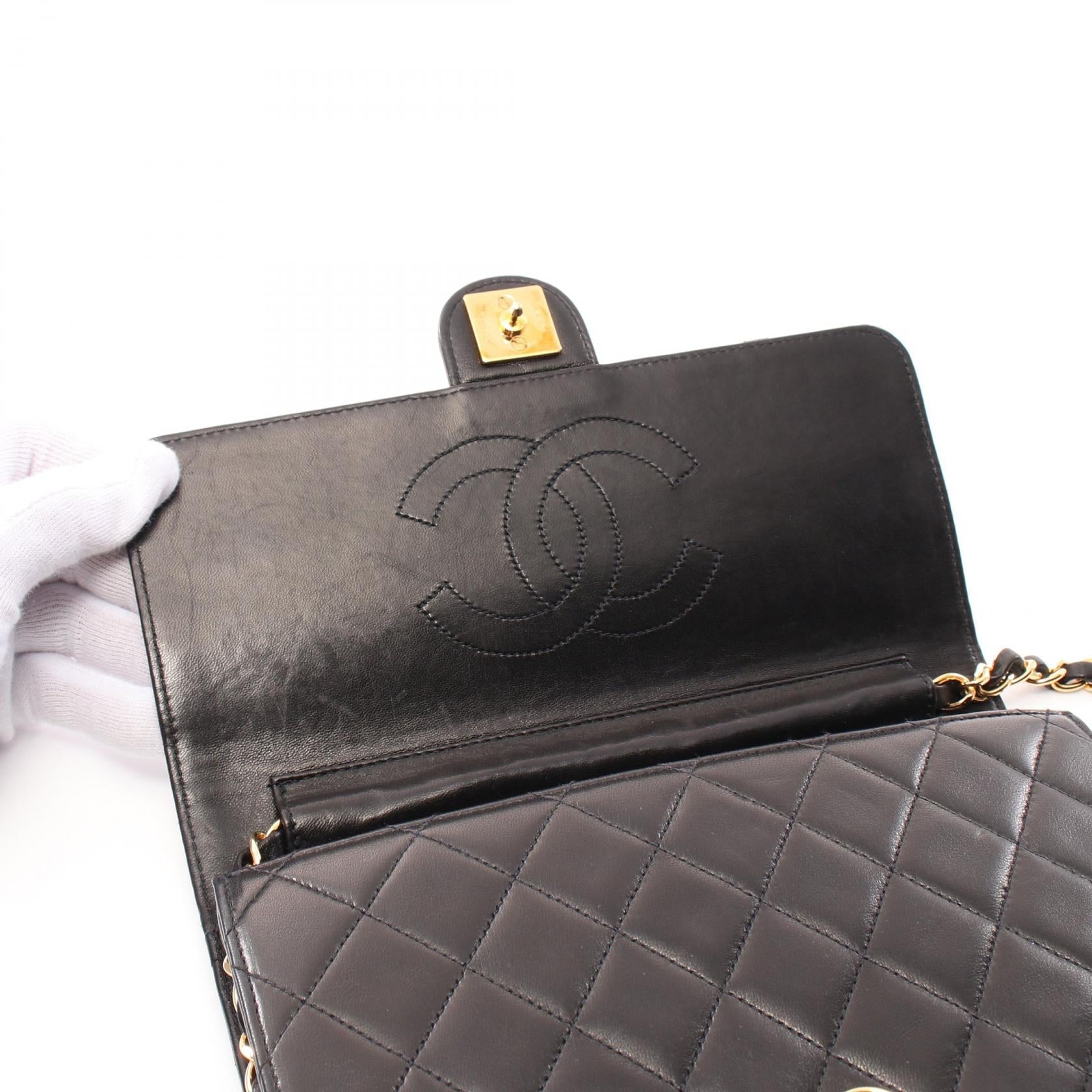 Top Quality Chanel Matelasse Lambskin Shoulder Bag Black