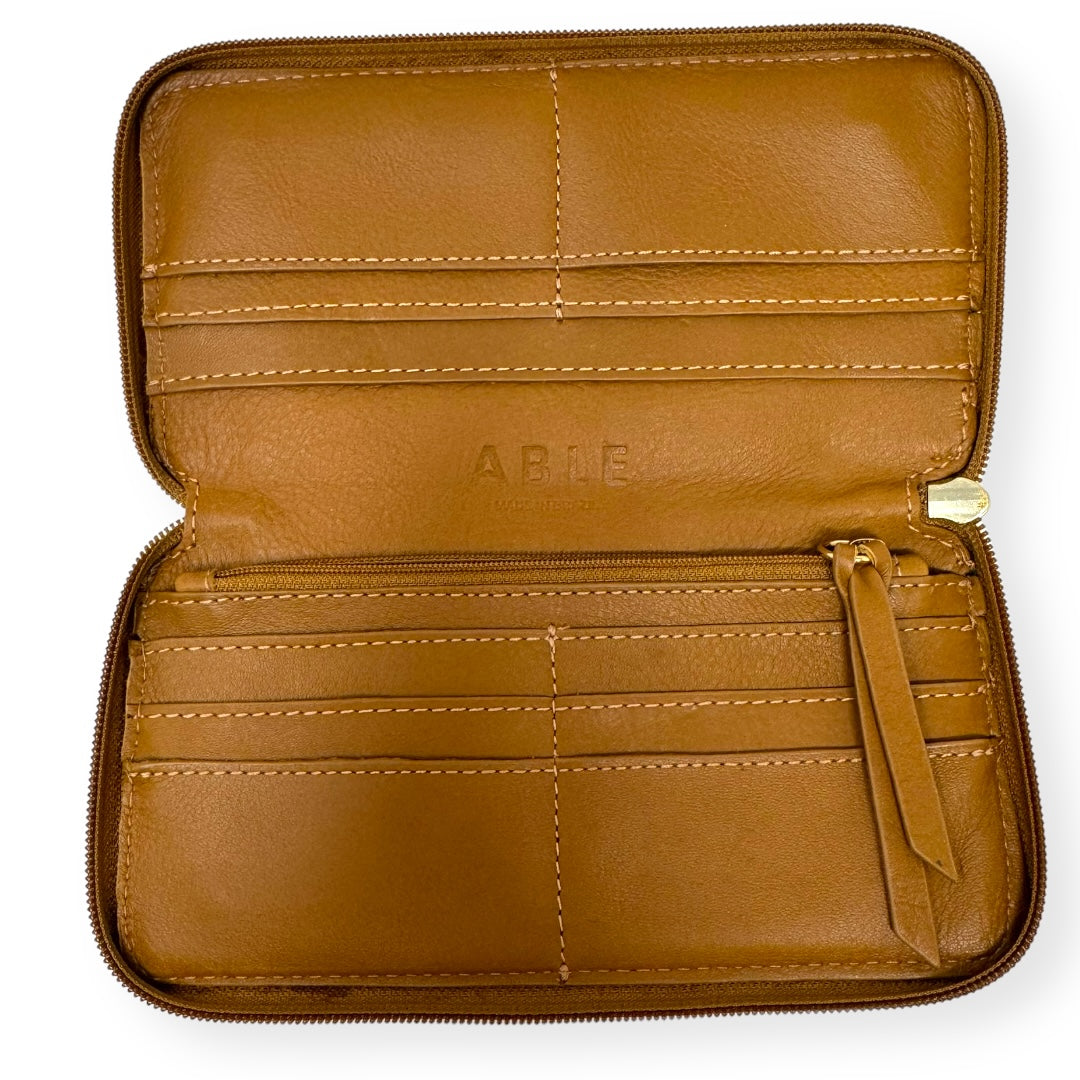 Wallet Able. Size Medium