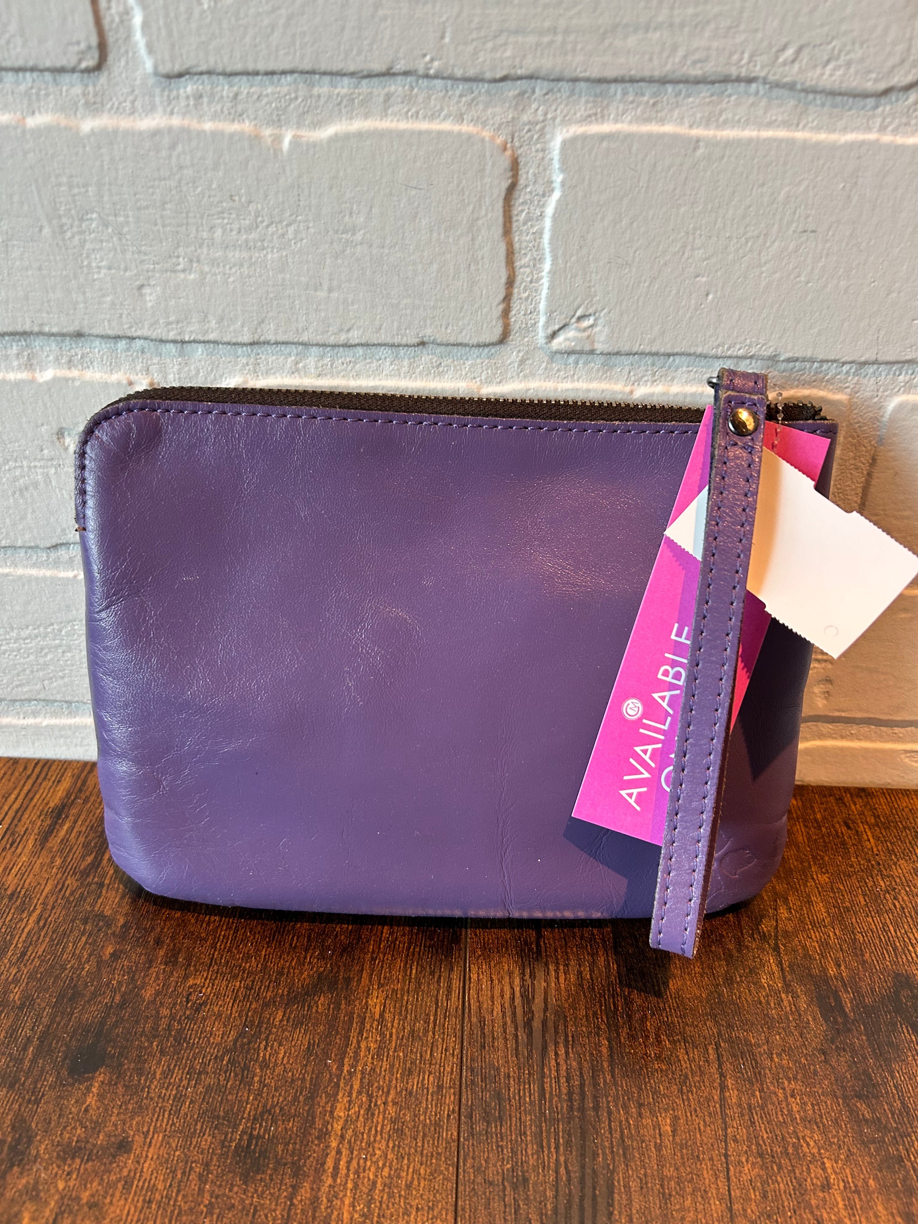 Wristlet Patricia Nash. Size Large