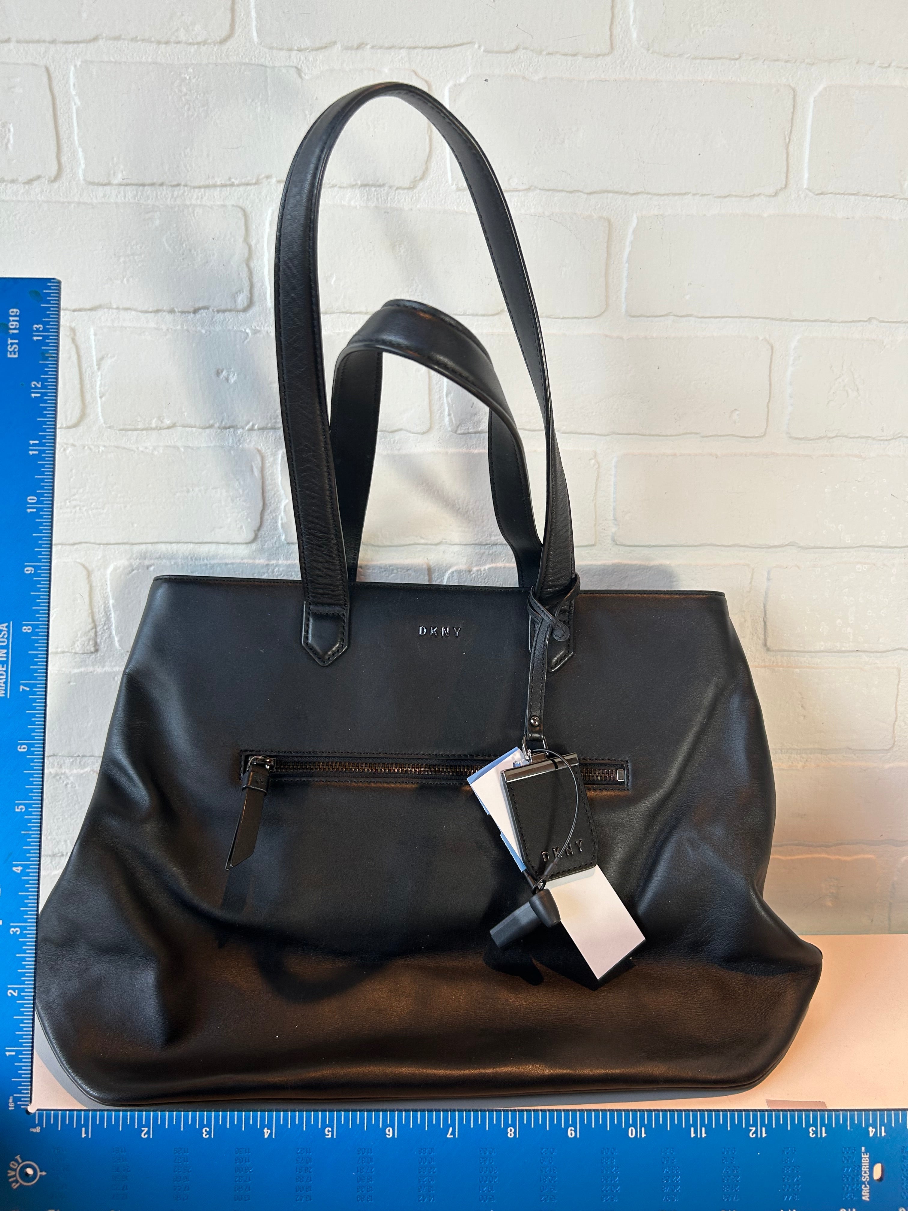 Tote Leather By Dkny. Size: Medium