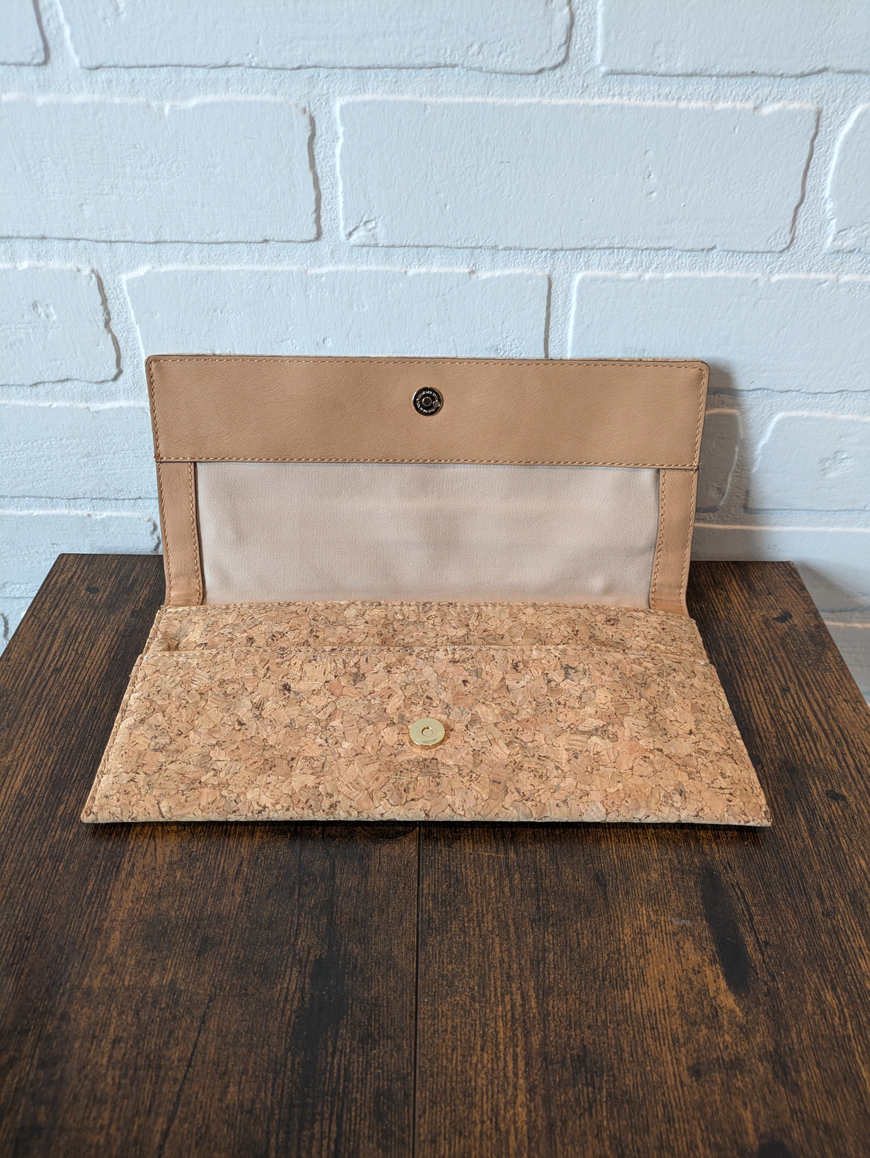 Clutch Banana Republic. Size Large