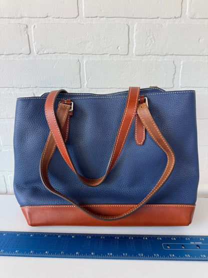 Handbag Designer By Dooney And Bourke. Size: Medium