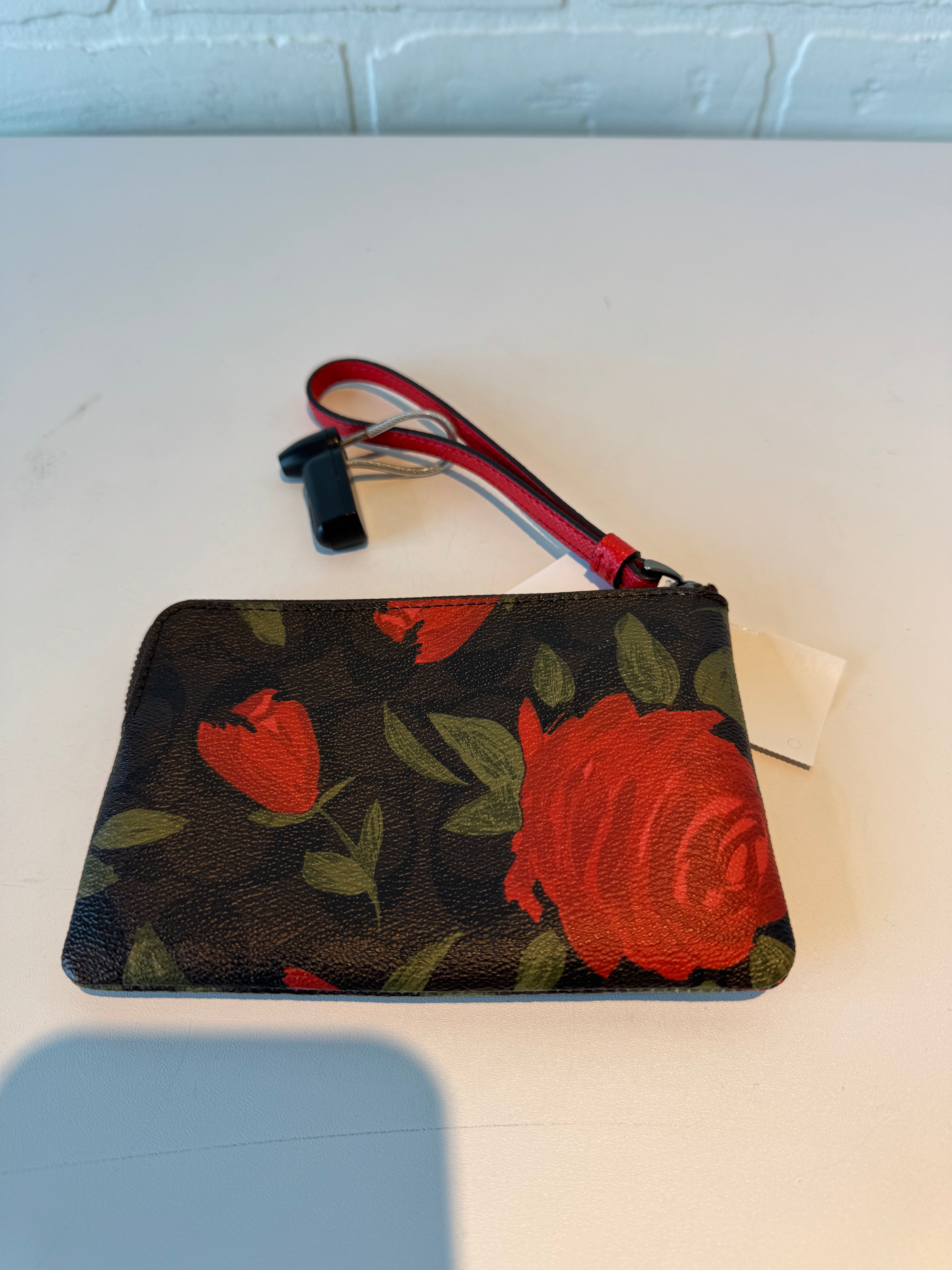 Wristlet Designer By Coach. Size: Small