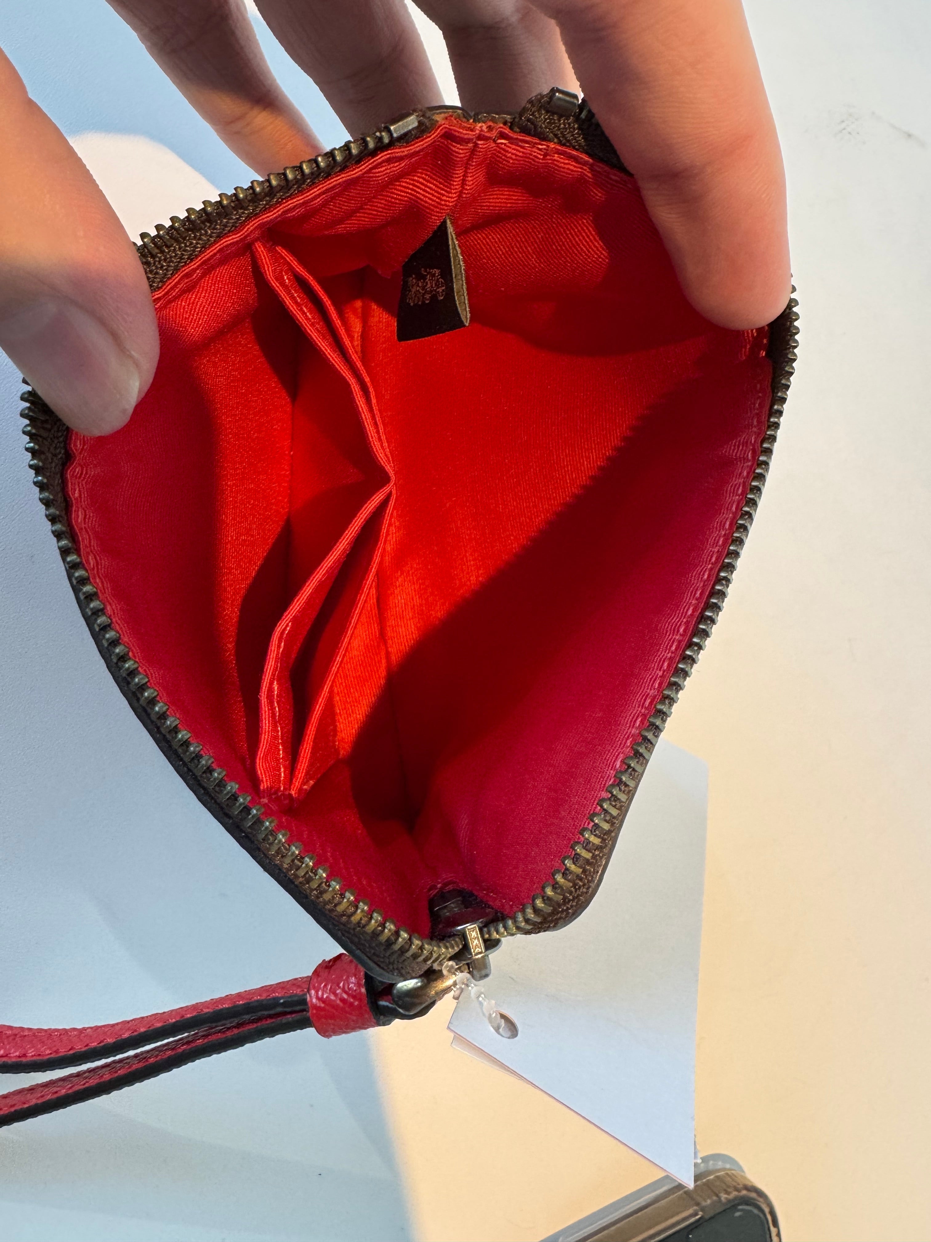 Wristlet Designer By Coach. Size: Small