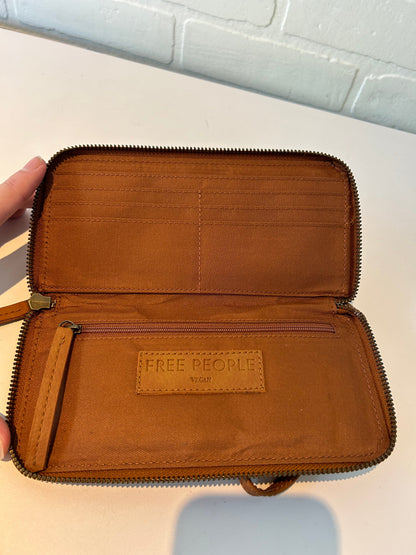 Wristlet By Free People. Size: Medium