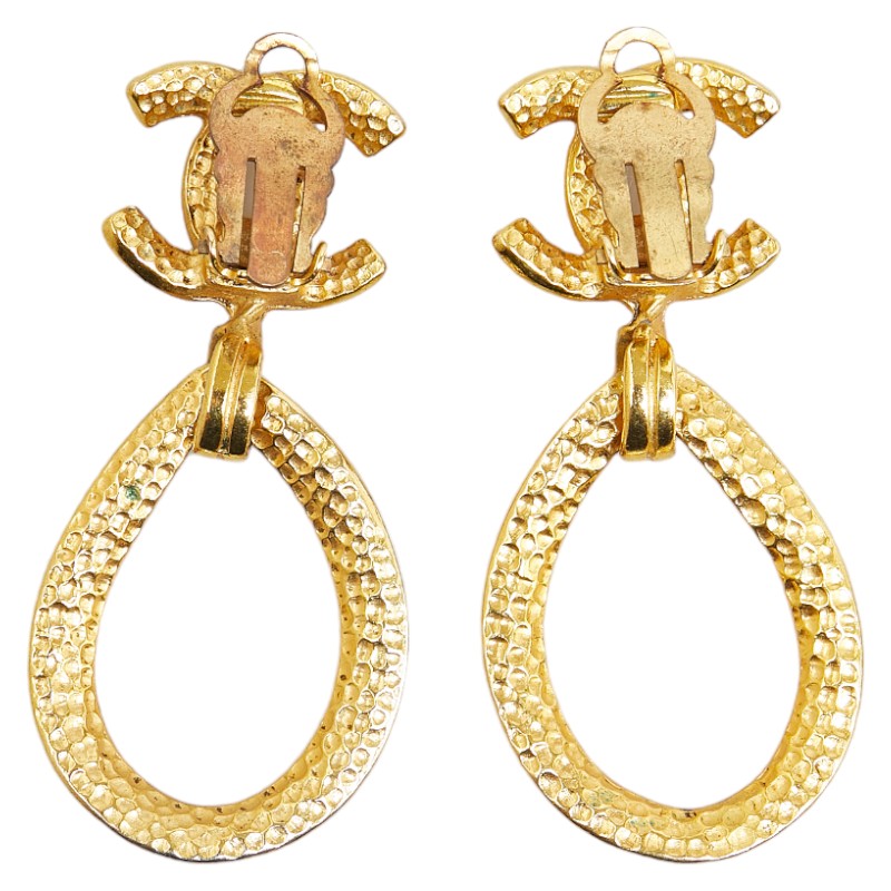 Top Quality Chanel Coco Mark Swing Teardrop Motif Clip-on Earrings Gold Plated