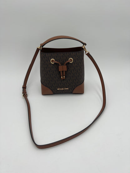 Crossbody Designer By Michael Kors. Size: Small
