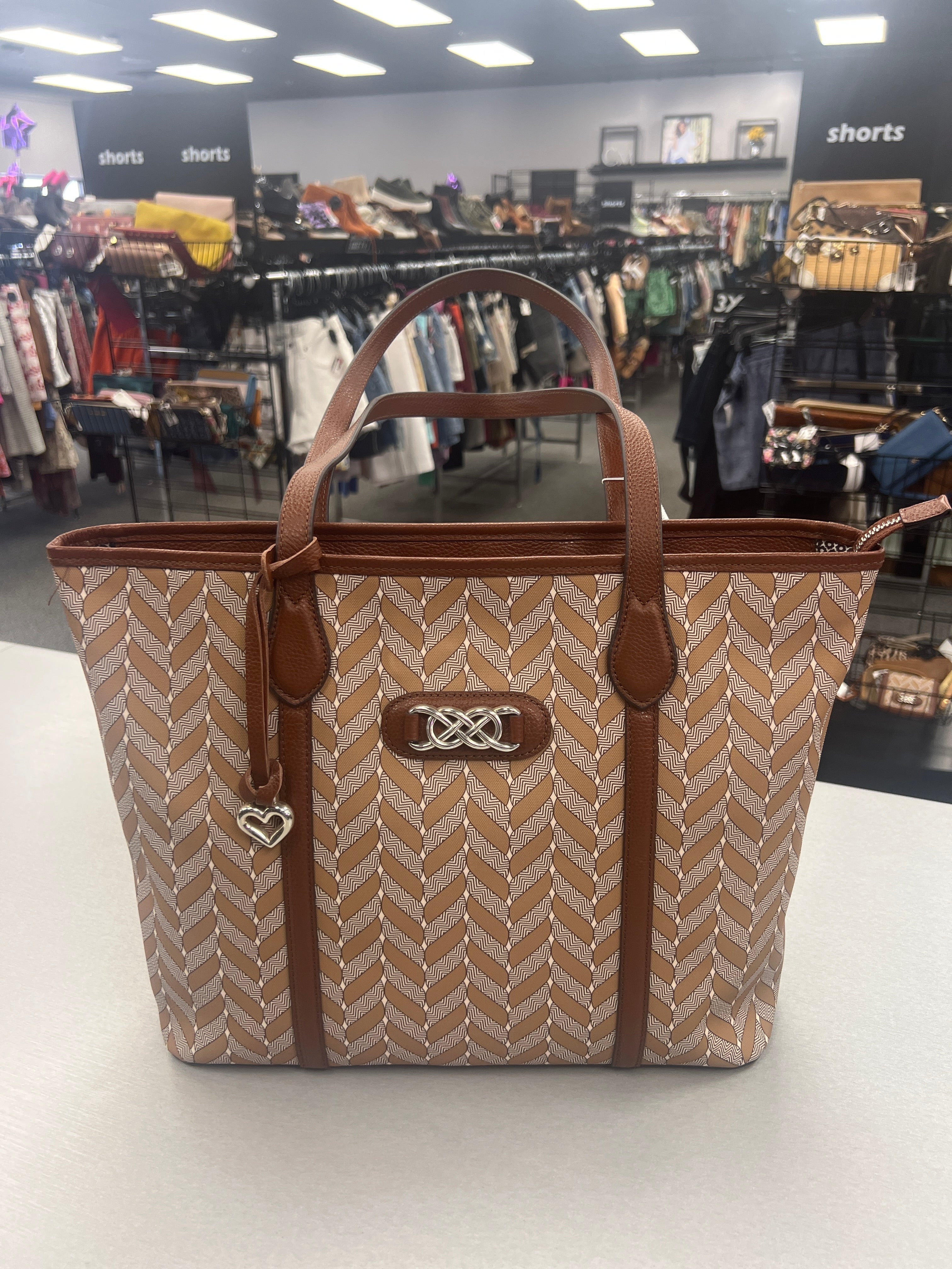 Handbag Designer Brighton. Size Large