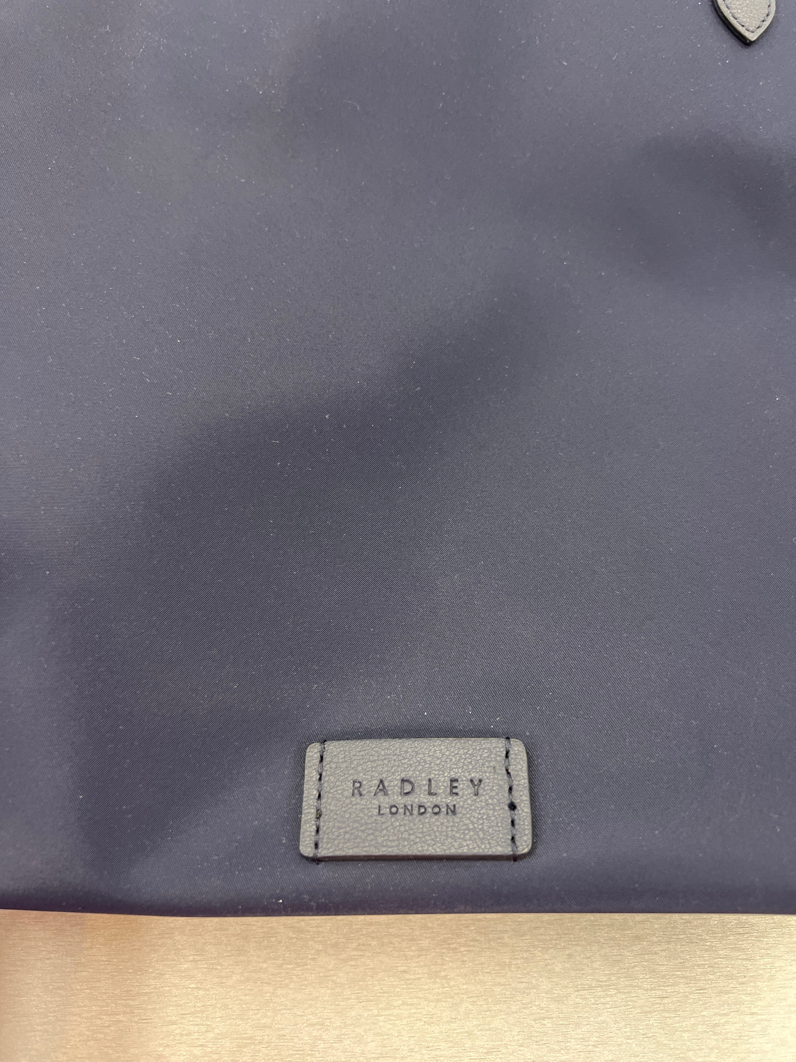 Tote Designer Radley London. Size Medium
