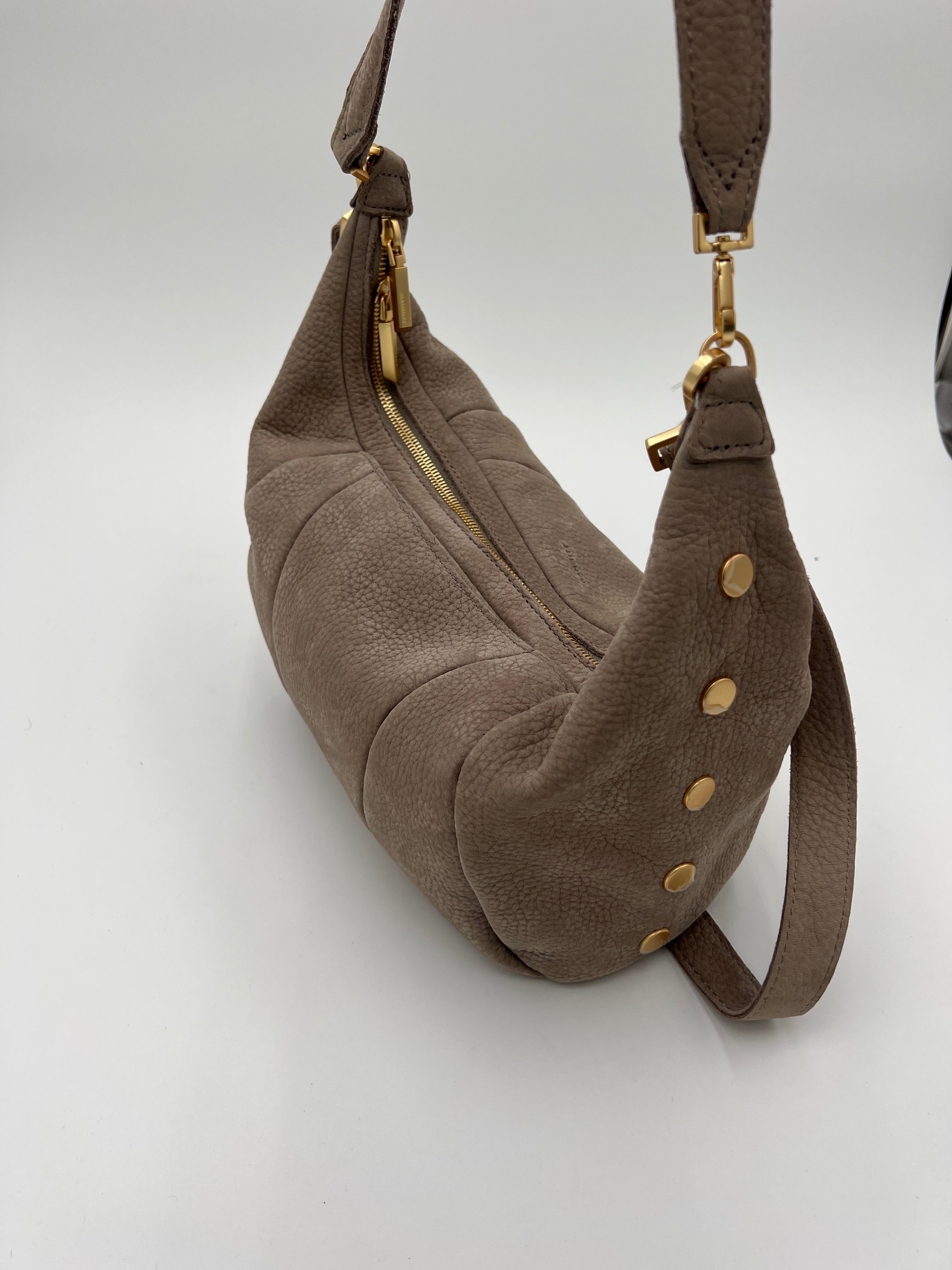 Crossbody Designer By Hammitt. Size: Medium
