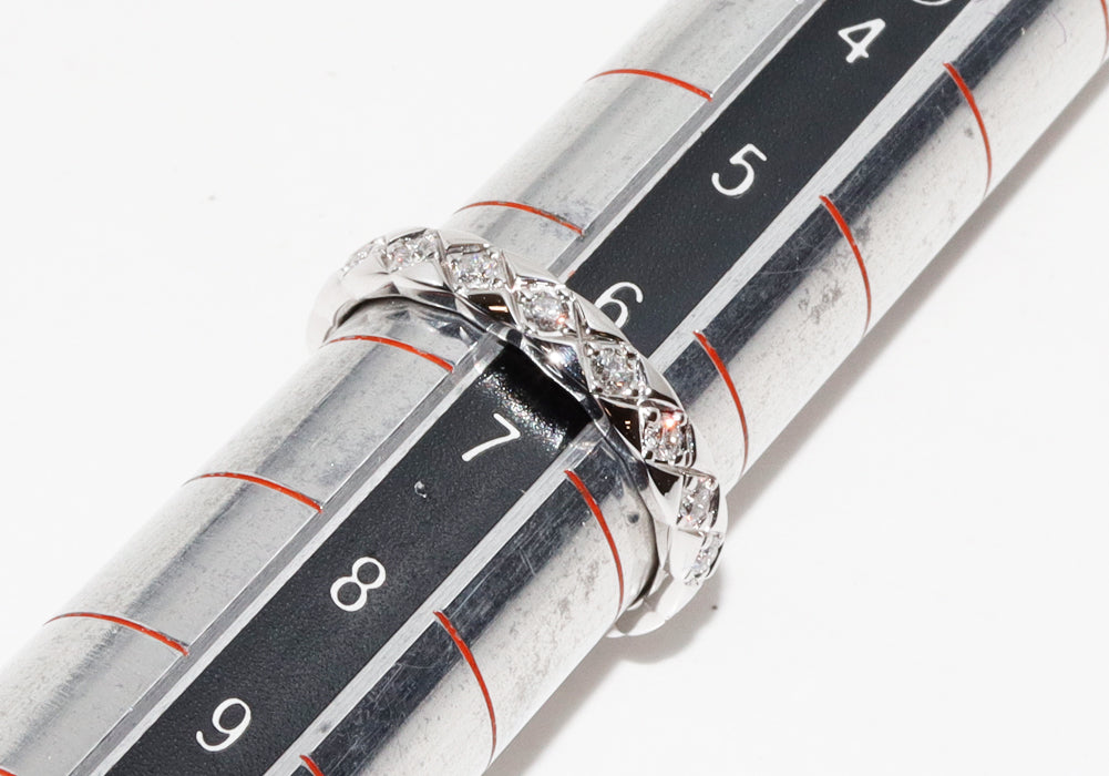 Top Quality Chanel K18WG Diamond Coco Crush Ring J11871