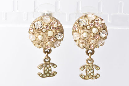 Top Quality Chanel Circle Pearl Motif Logo Rhinestone Gold Earrings