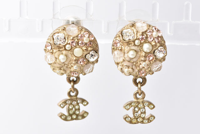 Top Quality Chanel Circle Pearl Motif Logo Rhinestone Gold Earrings