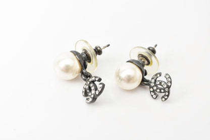 Top Quality Chanel Metal Rhinestone Faux Pearl Earrings