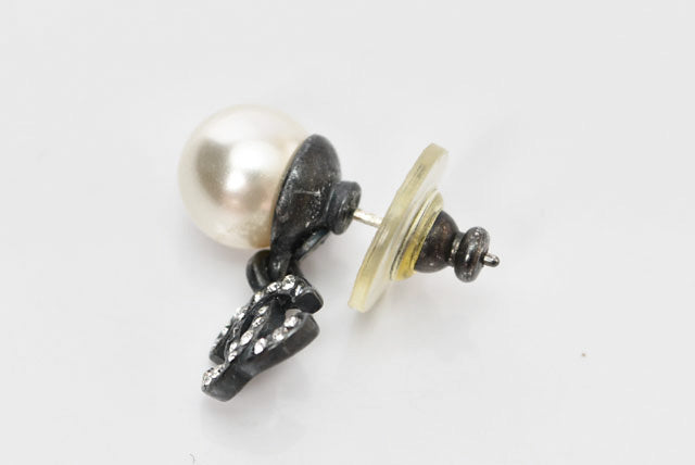 Top Quality Chanel Metal Rhinestone Faux Pearl Earrings