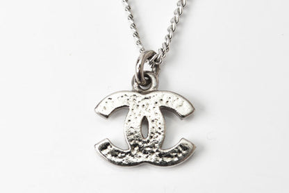 Top Quality Chanel Necklace/Pendant with Rhinestones. Silver/White