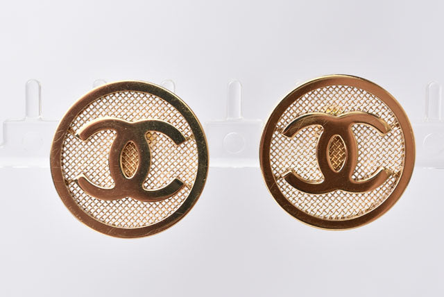 Top Quality Chanel Circle Motif Logo/CC Gold Metal Earrings