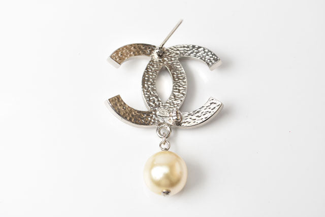 Top Quality Chanel Brooch with Rhinestones and Faux Pearls. Silver