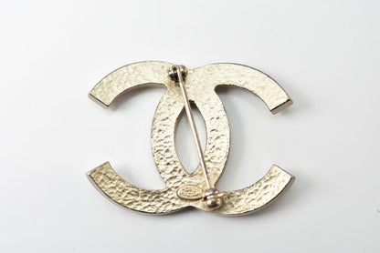 Top Quality Chanel Brooch Metal Rhinestone Pink Multi Gold