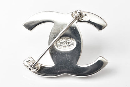 Top Quality Chanel Metal Brooch Pin Silver