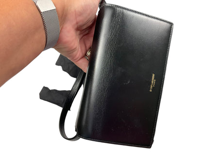 Crossbody Luxury Designer By Yves Saint Laurent. Size: Medium
