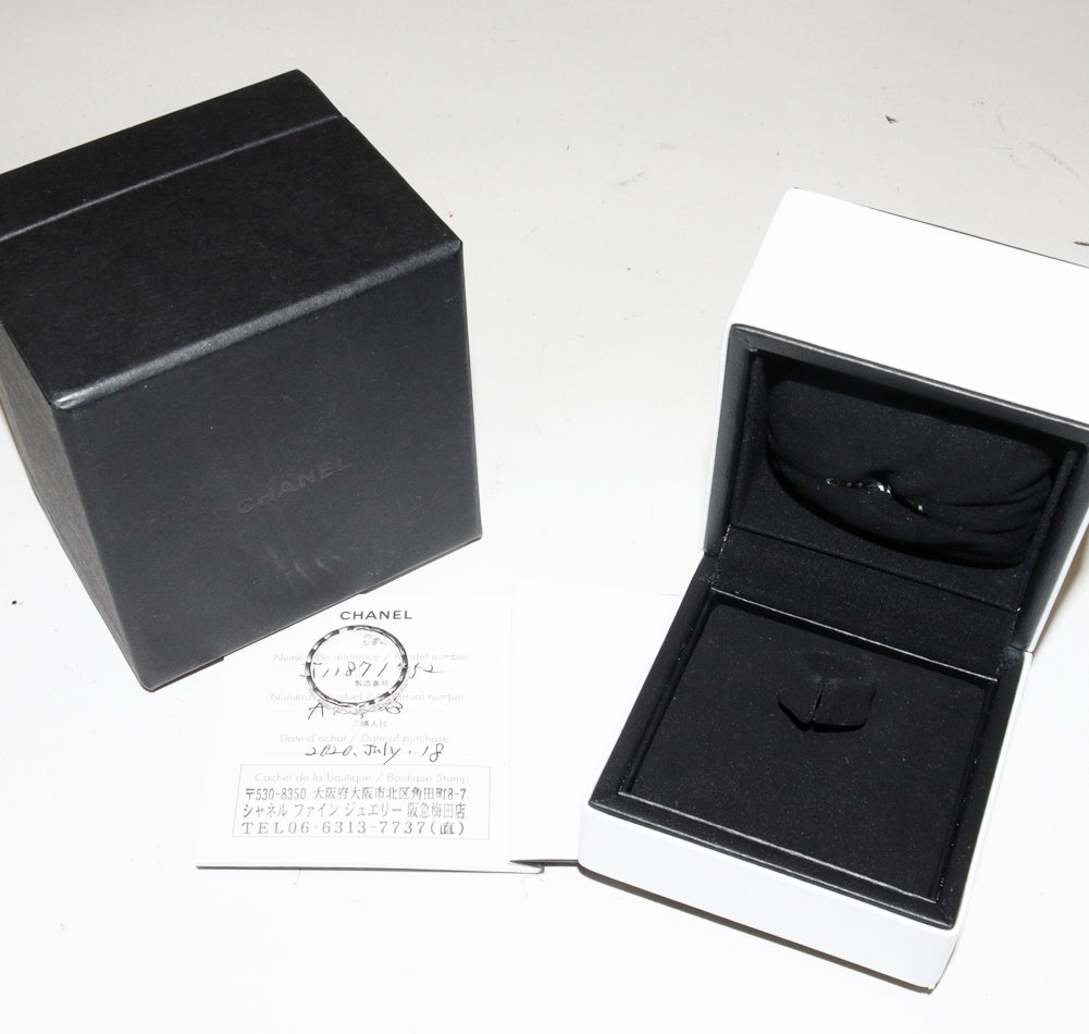 Top Quality Chanel K18WG Diamond Coco Crush Ring Mini Model