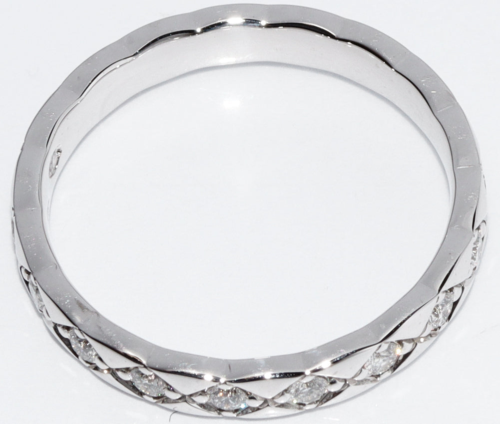 Top Quality Chanel K18WG Diamond Coco Crush Ring Mini Model