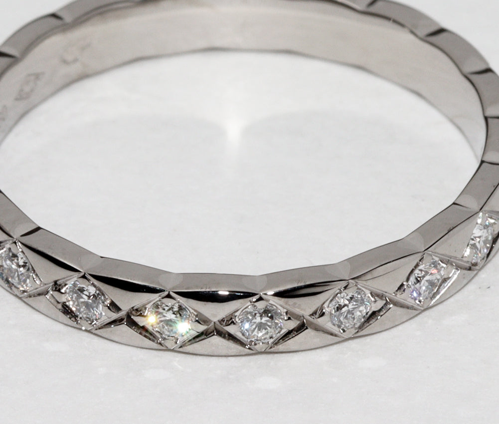 Top Quality Chanel K18WG Diamond Coco Crush Ring Mini Model J11871