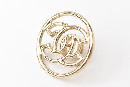 Top Quality Chanel Metal Brooch Circle Coco Mark Gold