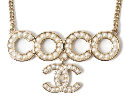 Top Quality Chanel Necklace/Pendant Coco Mark CC Pearl Motif Gold/White