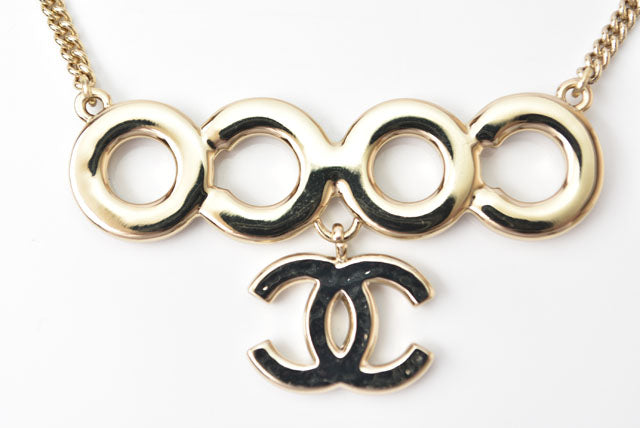 Top Quality Chanel Necklace/Pendant Coco Mark CC Pearl Motif Gold/White