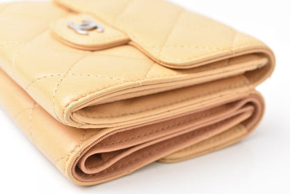 Top Quality Chanel Lambskin Trifold Wallet A82288 Beige/Silver