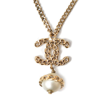 Top Quality Chanel Necklace/Pendant CC Pearl Motif Gold