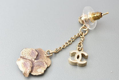 Top Quality Chanel Logo CC Camellia Swing Gold Earrings