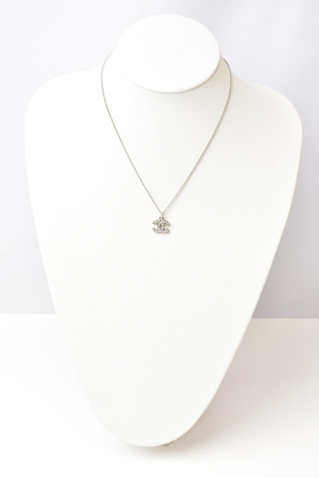 Top Quality Chanel Metal Rhinestone Necklace Pendant