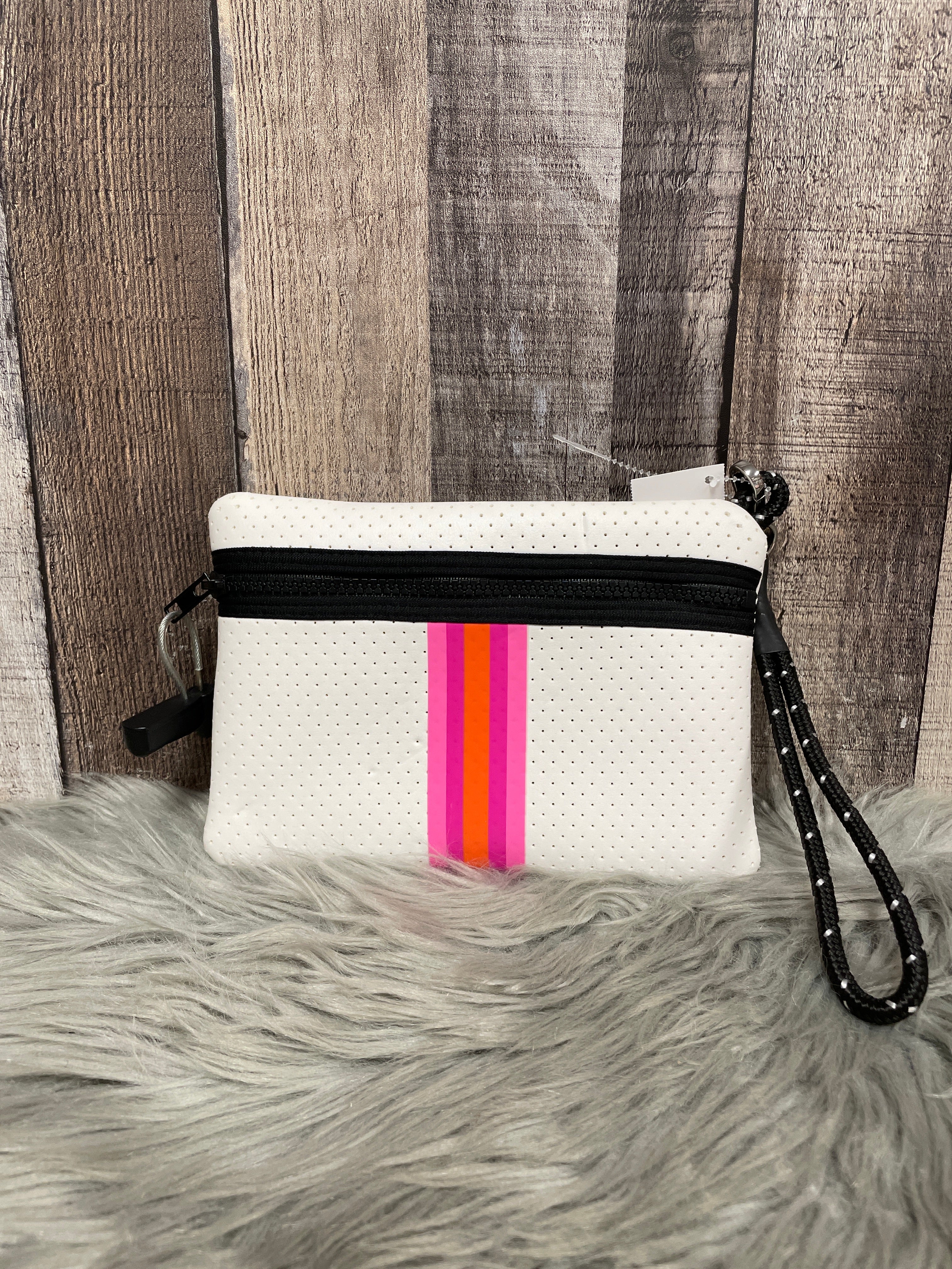Wristlet By Cmf. Size: Small