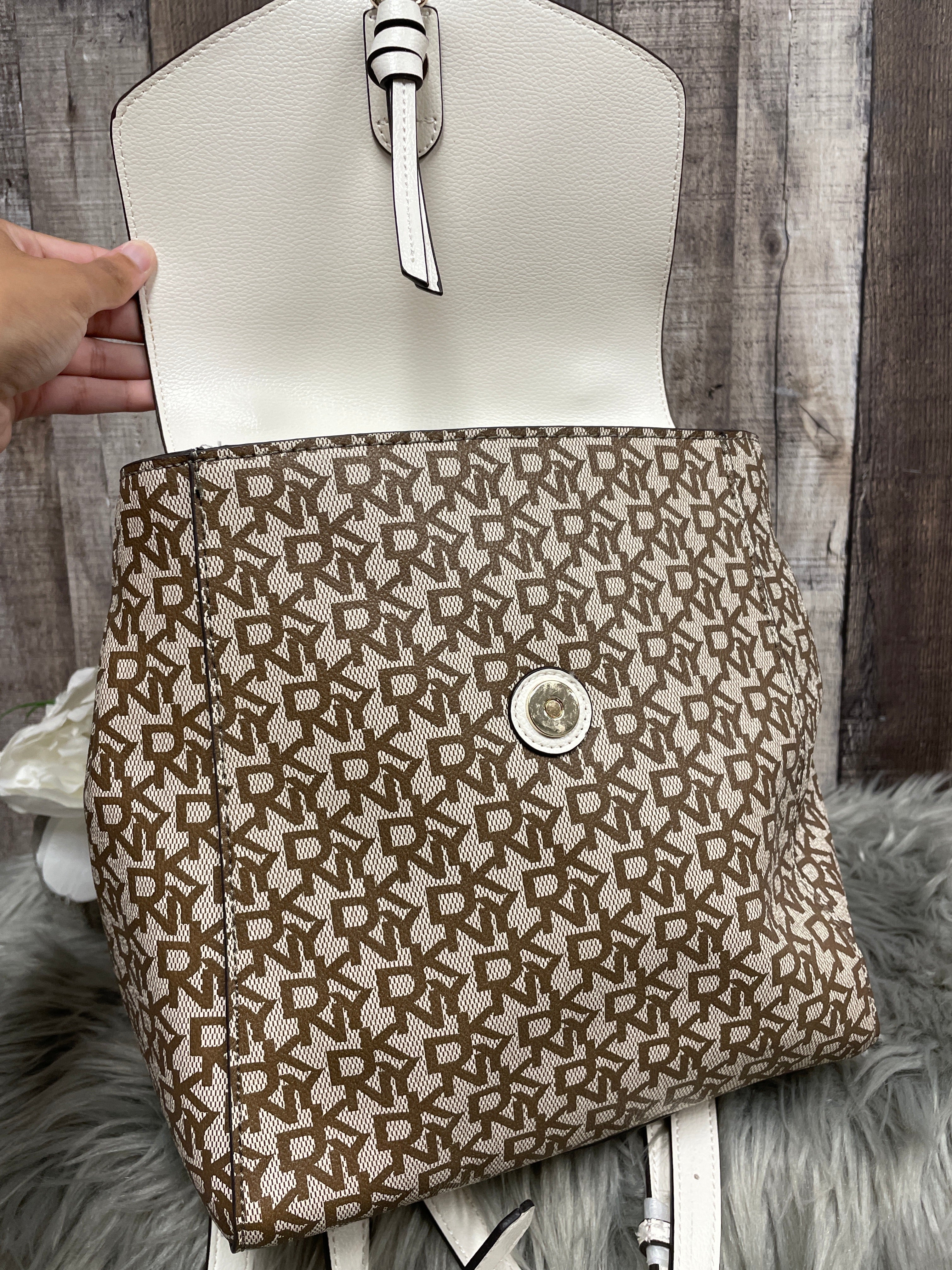 Backpack Dkny. Size Medium