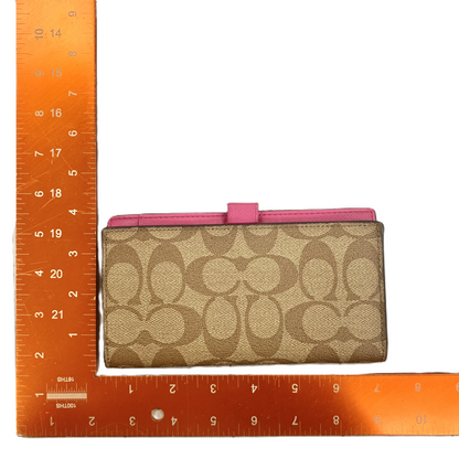 Wallet Designer By Coach. Size: Medium