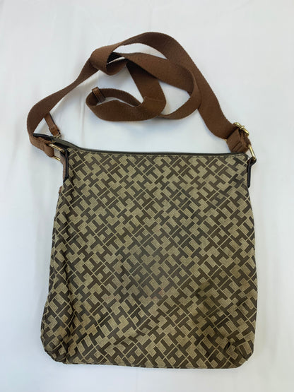 Crossbody By Tommy Hilfiger. Size: Medium