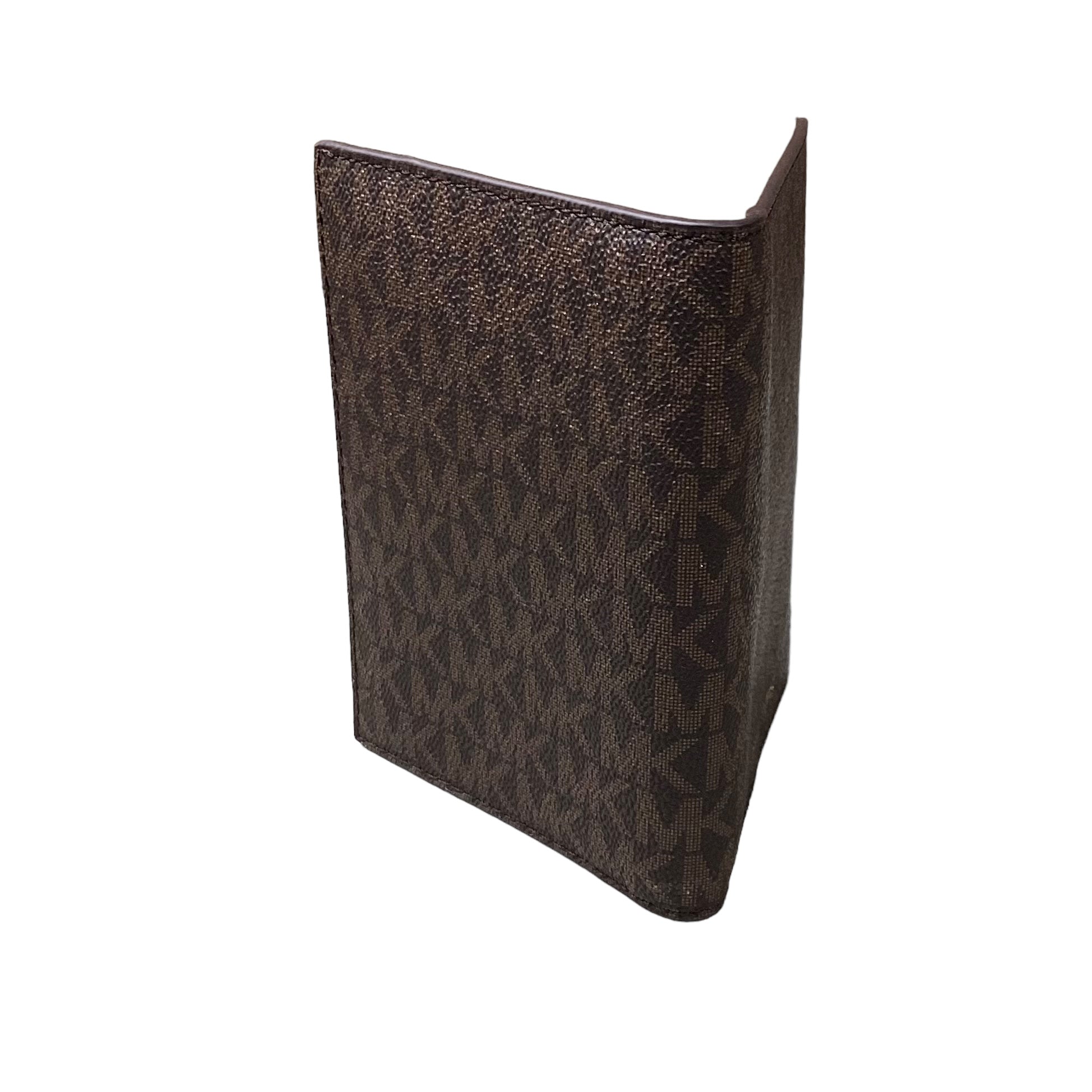 Wallet Designer By Michael Kors. Size: Medium