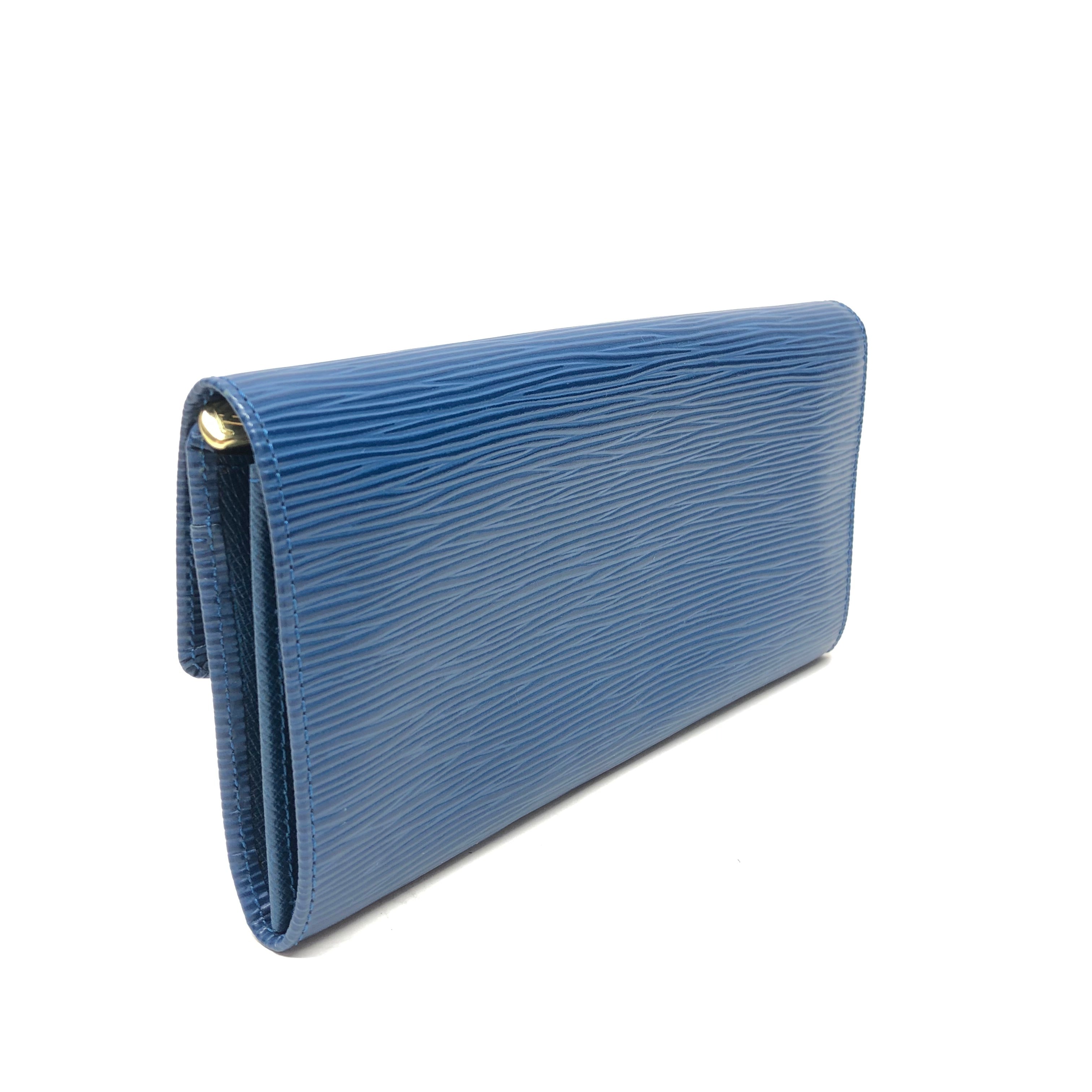 Wallet Luxury Designer By Louis Vuitton. Size: Large