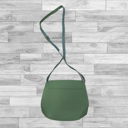 Crossbody Clothes Mentor. Size Small