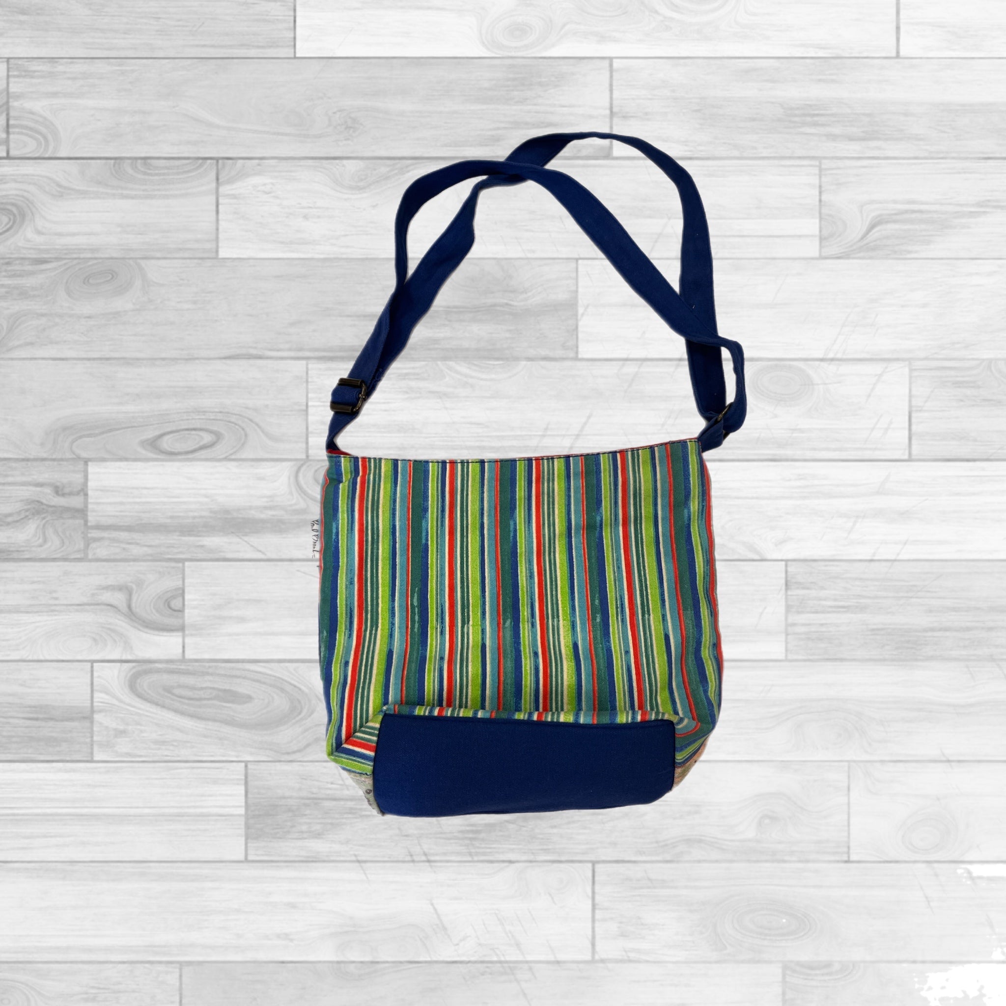 Handbag Cmc. Size Small